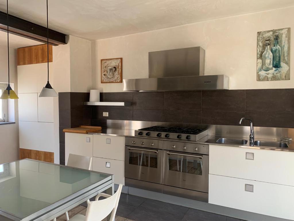 La Casa Nel Cuore Della Citta Apartment Наполи Екстериор снимка
